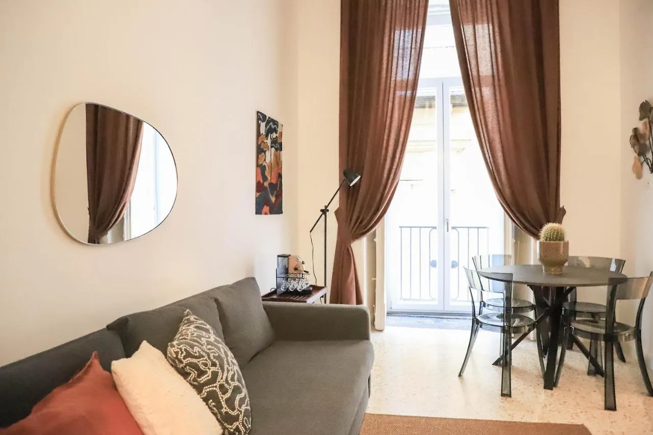 Appartamento Le Scalette A Santa Chiara Napoli