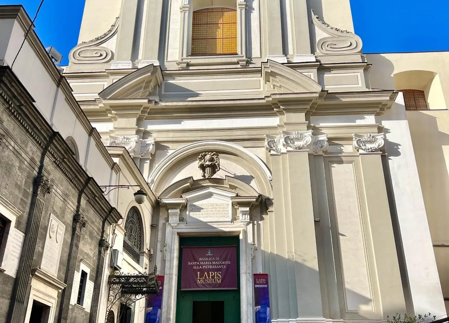 Appartamento Le Scalette A Santa Chiara Napoli