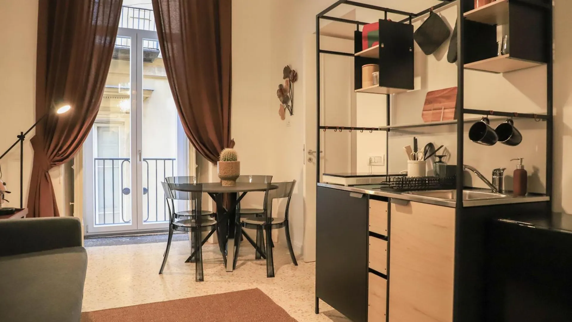 Appartamento Le Scalette A Santa Chiara Napoli
